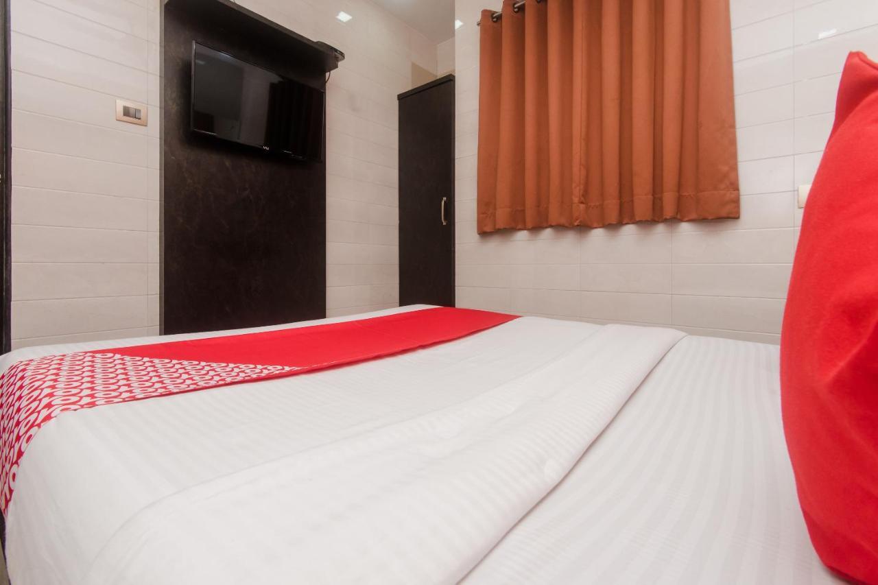 Vaccinated Staff - Oyo 22055 Dadar Residency Hotel Мумбай Екстериор снимка