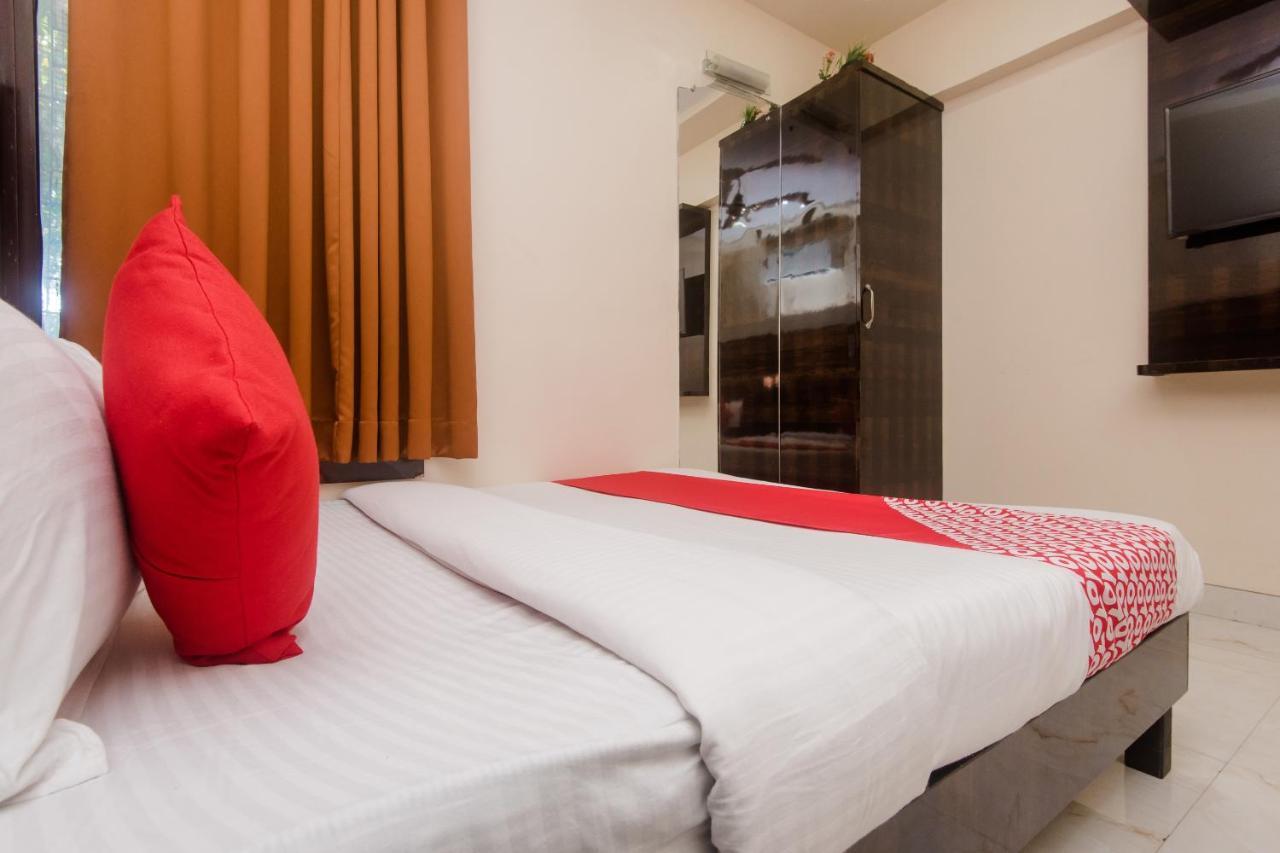 Vaccinated Staff - Oyo 22055 Dadar Residency Hotel Мумбай Екстериор снимка